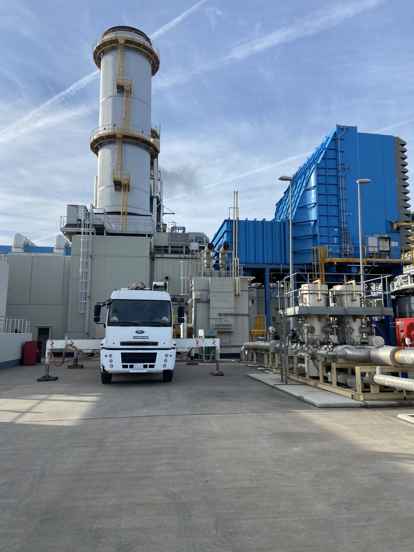 FORD 2525 HIDROKON HIYAP 30 TON..